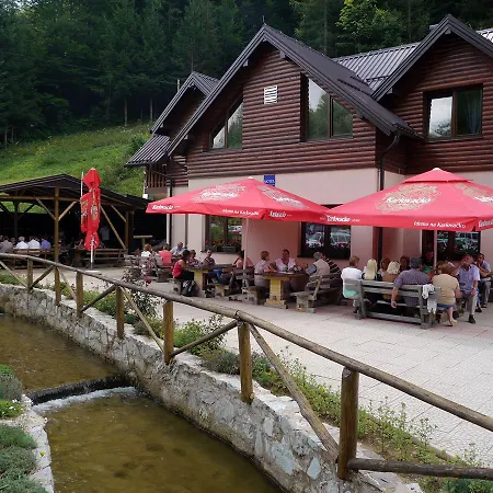 Luka Motel *