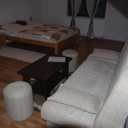 Luka Motel Dezevice